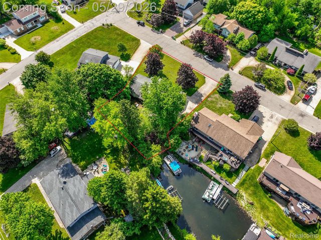 1236 Beemer Court, Oxford Charter Township, MI 48371