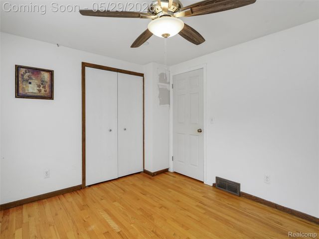 1236 Beemer Court, Oxford Charter Township, MI 48371