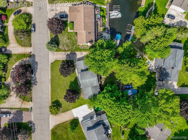 1236 Beemer Court, Oxford Charter Township, MI 48371