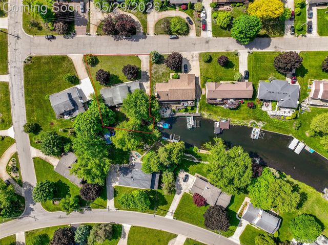 1236 Beemer Court, Oxford Charter Township, MI 48371