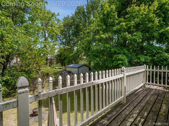 1236 Beemer Court, Oxford Charter Township, MI 48371