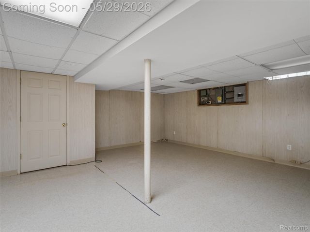 1236 Beemer Court, Oxford Charter Township, MI 48371