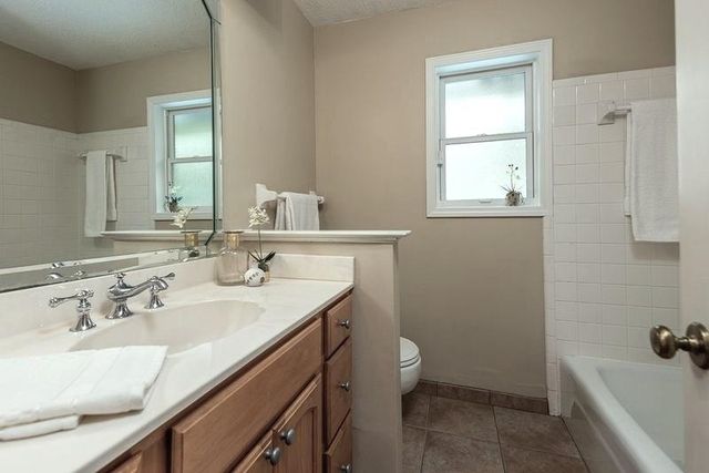 1551 CORDOVA RD, Germantown, TN 38138