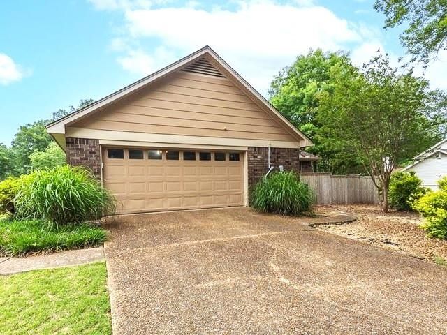 1551 CORDOVA RD, Germantown, TN 38138