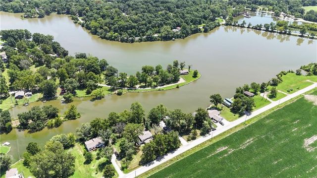 25609 Lake Annette Road, Freeman, MO 64746