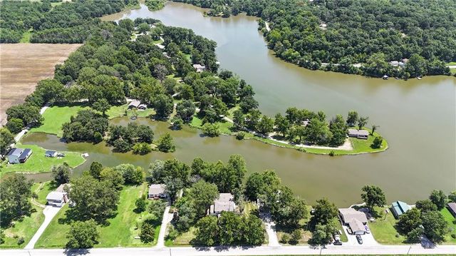 25609 Lake Annette Road, Freeman, MO 64746