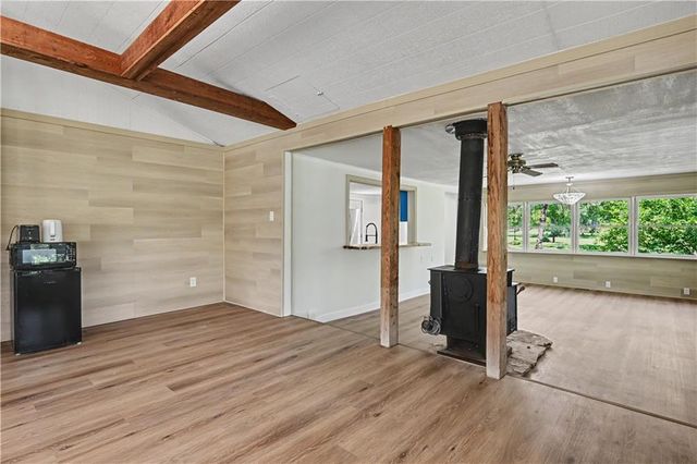 25609 Lake Annette Road, Freeman, MO 64746