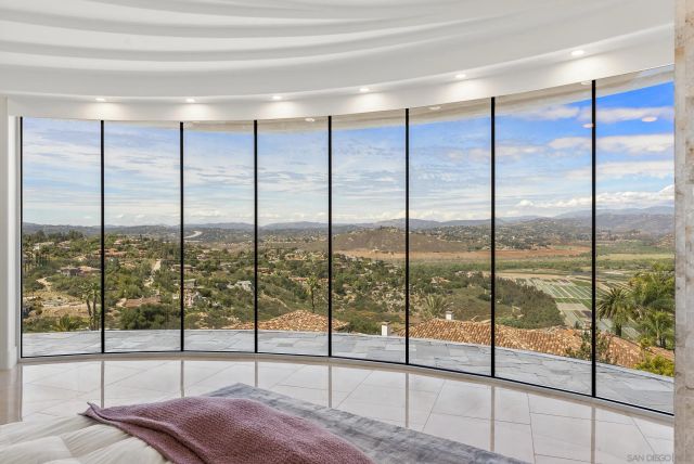 13220 Highlands Ranch Rd, Poway, CA 92064