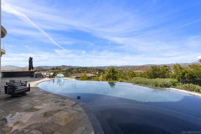 13220 Highlands Ranch Rd, Poway, CA 92064