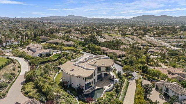 13220 Highlands Ranch Rd, Poway, CA 92064
