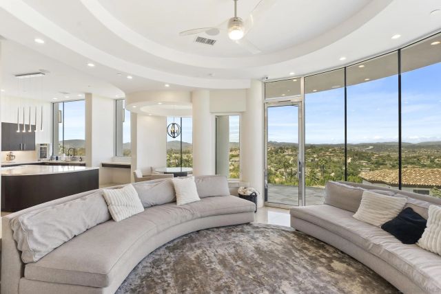 13220 Highlands Ranch Rd, Poway, CA 92064