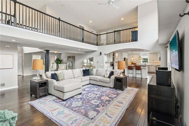 175 Hahns Way, Wadsworth, OH 44281