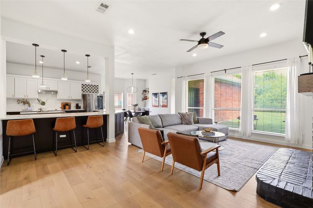 1116 Wishing Well Court, Cedar Hill, TX 75104