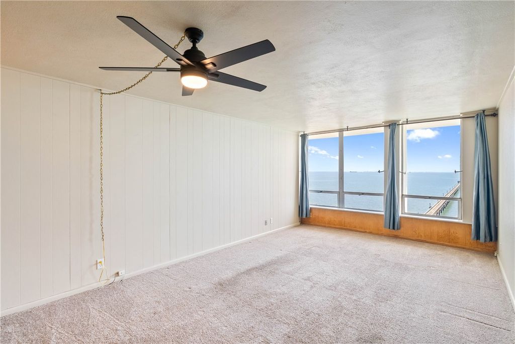 4302 Ocean Dr 32, Corpus Christi, TX 78412 — photo 3
