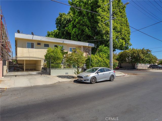 6904 Radford Avenue 7, North Hollywood, CA 91605
