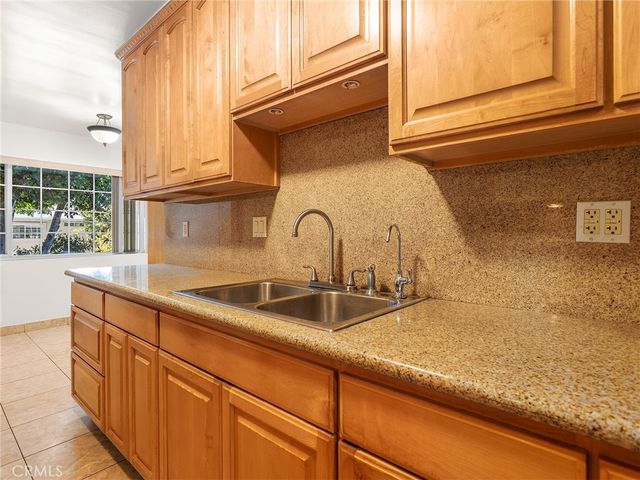 6904 Radford Avenue 7, North Hollywood, CA 91605