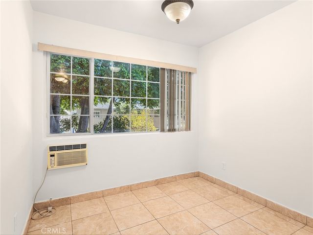 6904 Radford Avenue 7, North Hollywood, CA 91605