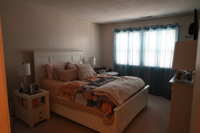 1524 Gorham St 106, Lowell, MA 01852