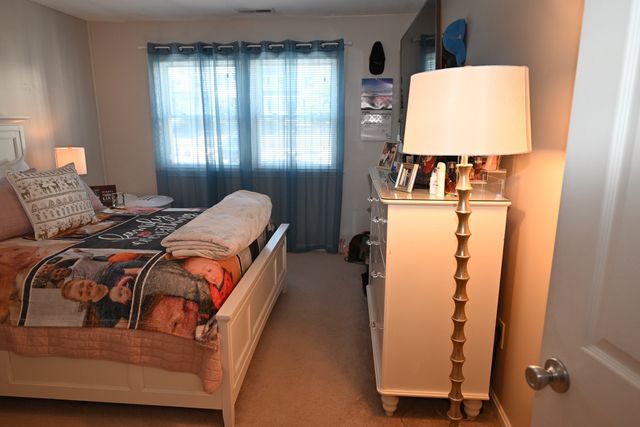 1524 Gorham St 106, Lowell, MA 01852