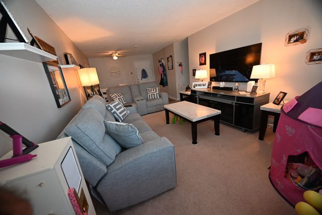 1524 Gorham St 106, Lowell, MA 01852