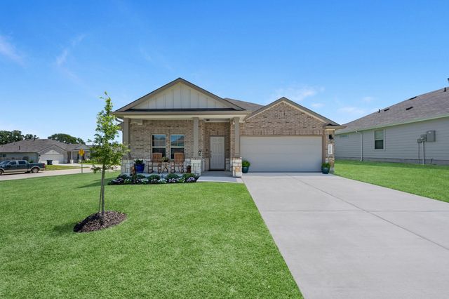1718 Robinson Drive, Brenham, TX 77833