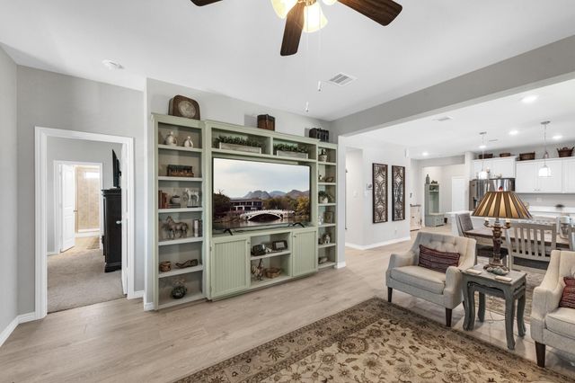 1718 Robinson Drive, Brenham, TX 77833
