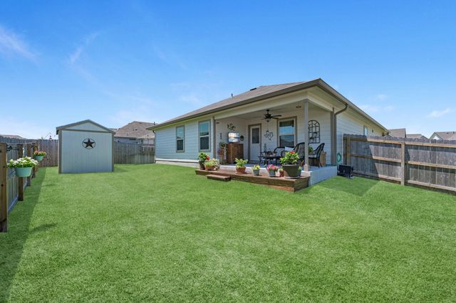 1718 Robinson Drive, Brenham, TX 77833