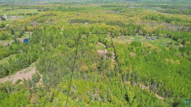 6086 E Clara Barton Rd, South Range, WI 54874