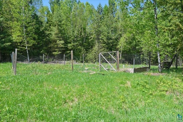 6086 E Clara Barton Rd, South Range, WI 54874