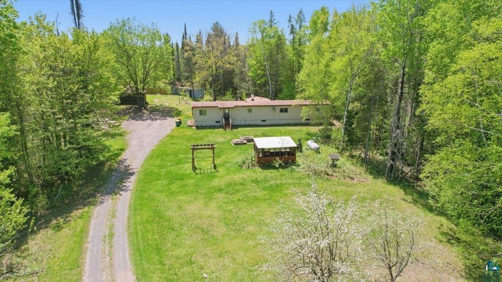 6086 E Clara Barton Rd, South Range, WI 54874