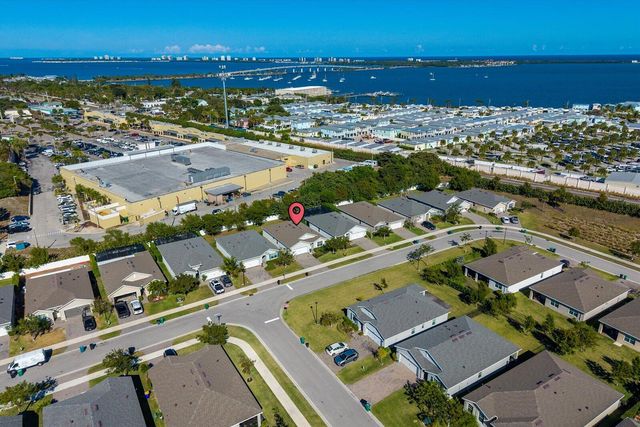 1723 NE White Pine Terrace, Jensen Beach, FL 34957