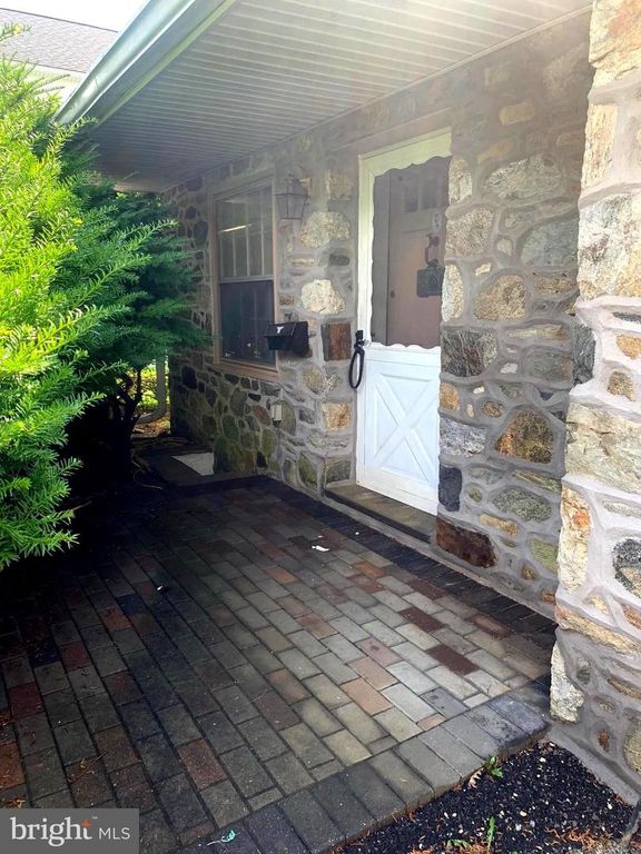 440 HIGHLAND AVE, Malvern, PA 19355