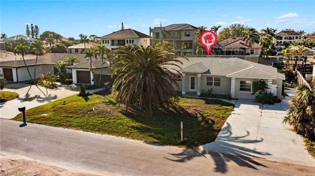 418 SEABEE AVE, Naples, FL 34108