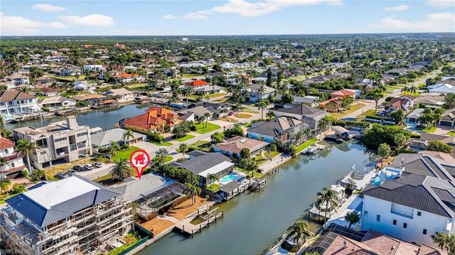 418 SEABEE AVE, Naples, FL 34108