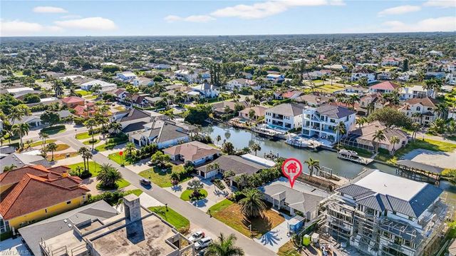 418 SEABEE AVE, Naples, FL 34108