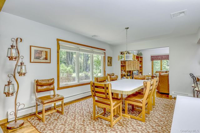15 Caroll Drive, Suffern, NY 10901