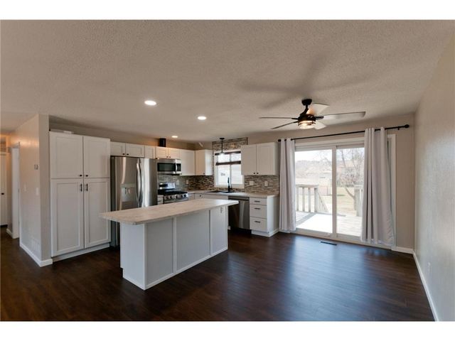 932 Yorkshire Avenue, Rice Lake, WI 54868