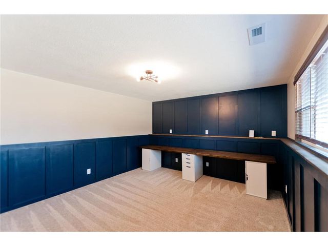 932 Yorkshire Avenue, Rice Lake, WI 54868