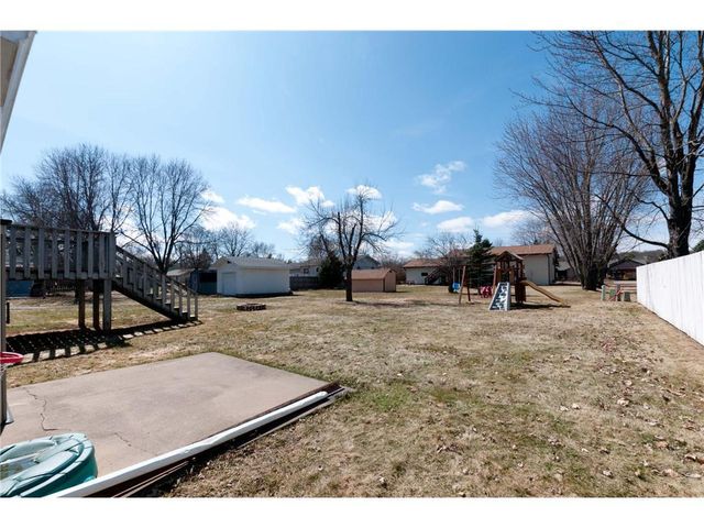 932 Yorkshire Avenue, Rice Lake, WI 54868