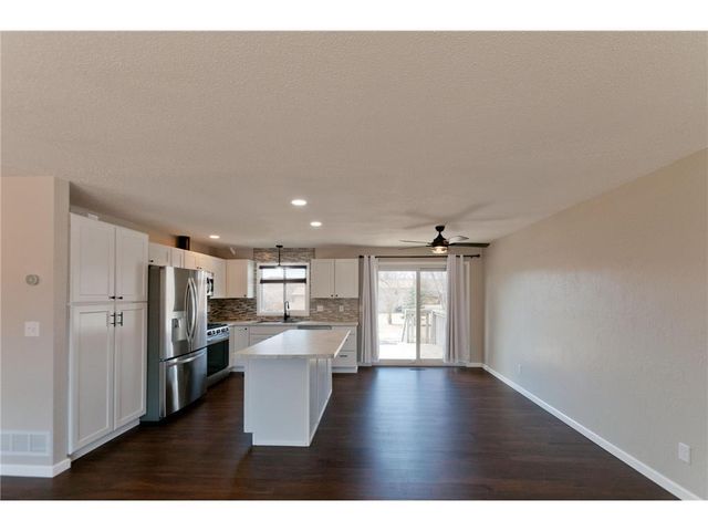 932 Yorkshire Avenue, Rice Lake, WI 54868