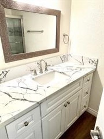 16866 Kingsbury, Granada Hills, CA 91344