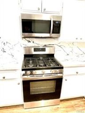 16866 Kingsbury, Granada Hills, CA 91344
