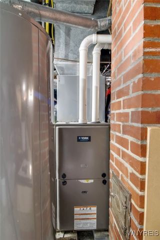 188 Linwood Avenue, North Tonawanda, NY 14120