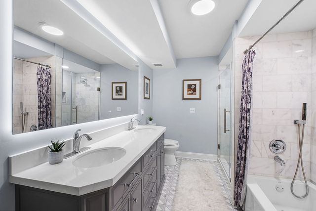 6050 W Eastwood Avenue 309, Chicago, IL 60630
