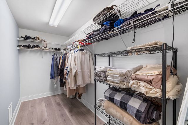 6050 W Eastwood Avenue 309, Chicago, IL 60630