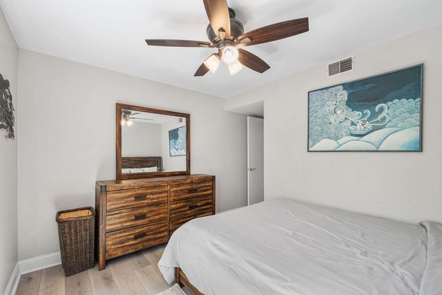 6050 W Eastwood Avenue 309, Chicago, IL 60630
