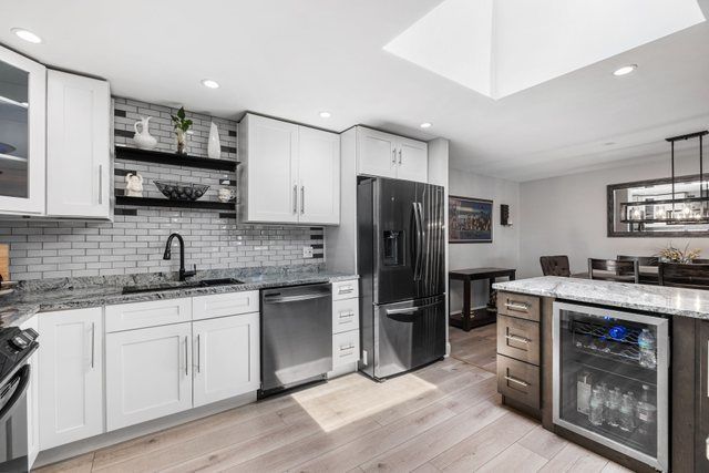 6050 W Eastwood Avenue 309, Chicago, IL 60630