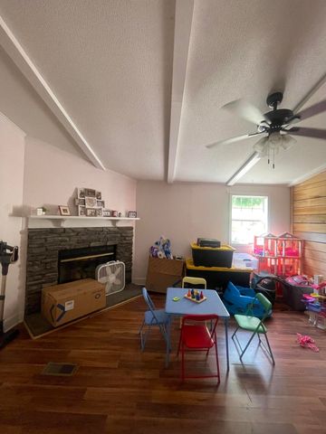 109 Tanyard Hill, Barbourville, KY 40906