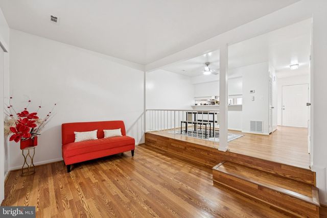 3664 MASTHEAD TRL, Triangle, VA 22172