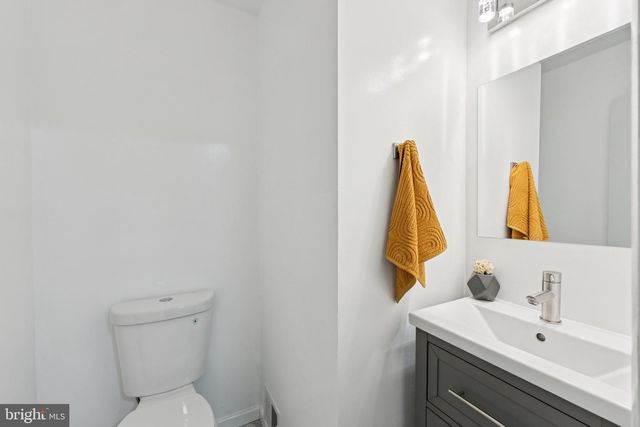 3664 MASTHEAD TRL, Triangle, VA 22172